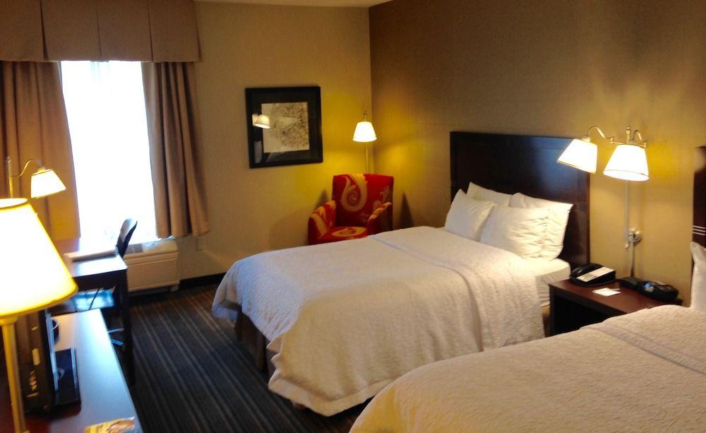 Hampton Inn & Suites Lincolnshire Dış mekan fotoğraf